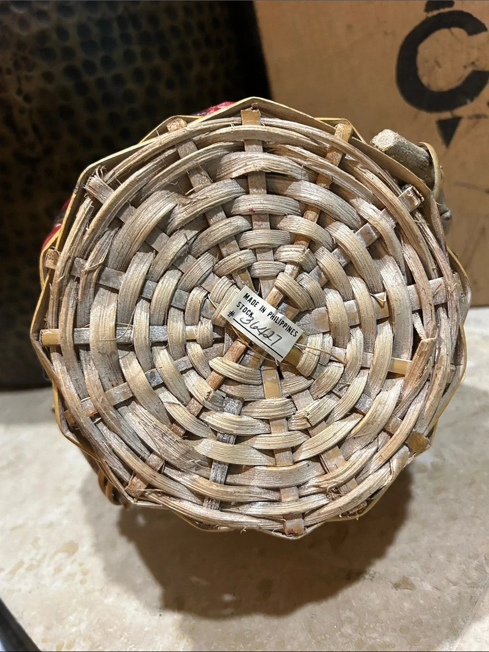 vintage handwoven wicker basket w/ rustic tree limb branch handle & 3D Apples